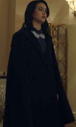 Riverdale S03 Veronica Lodge Black Hooded Cape