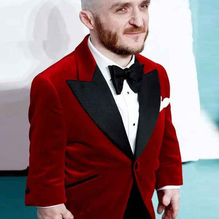 Joker Folie à Deux Leigh Gill Red Blazer