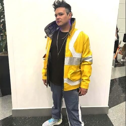 <h2>Shipping was quick and I got the jacket in perfect condition. The reflective design really stands out and the fit is spot on. Quality stitching, smooth zipper, and worth the price. Definitely going to check out more jackets from Top Celeb Style.</h2><h4>⭐⭐⭐⭐⭐<br/></h4><h5>Brian Carter</h5><p>July 27, 2025 |  Los Angeles, California, USA<br/></p>